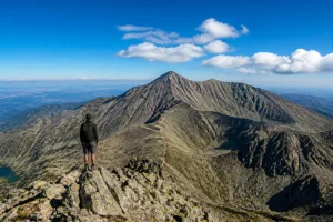 Ascension du pic Canigou : défis et panorama